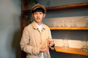 代々木上原の花屋 ex. flower shop & laboratory 熊木健二